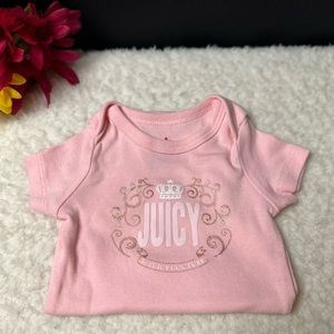 Juicy by Juicy Couture Girls Onesie 3/6 Months